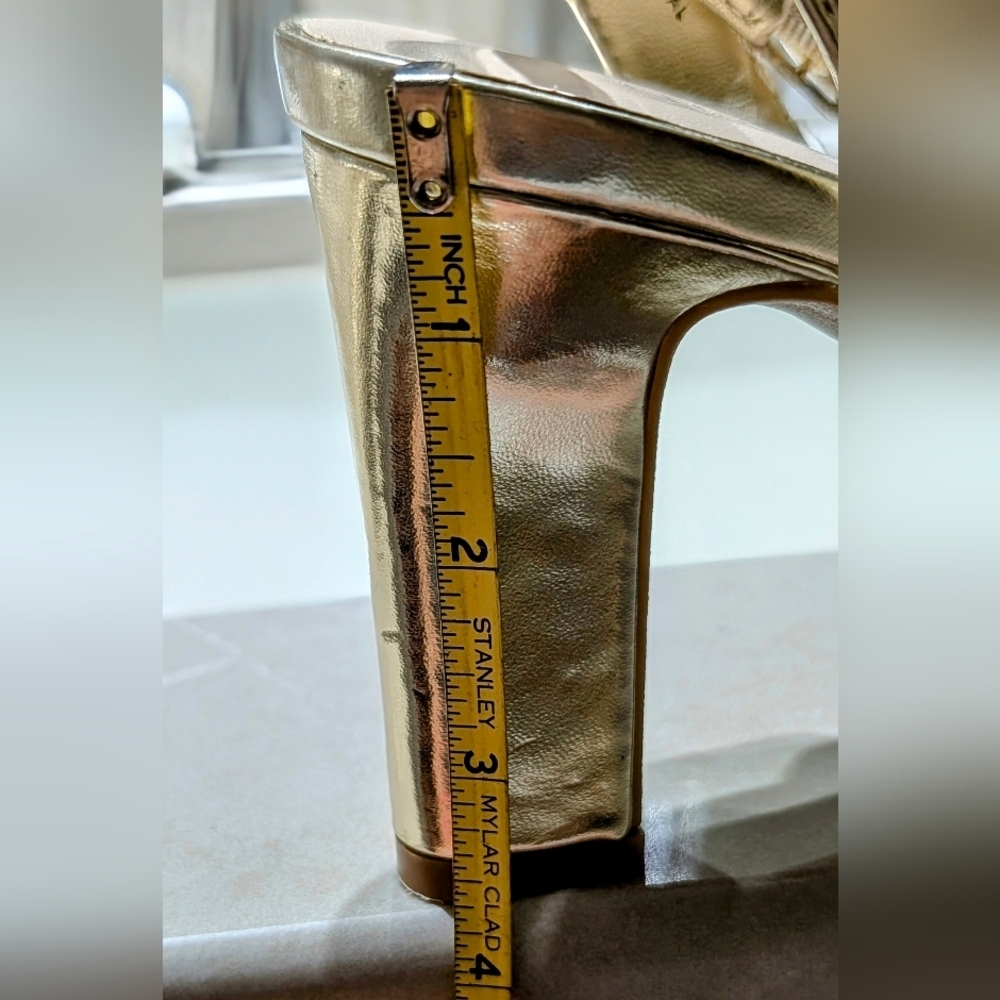 Andiamo Gold Women Strappy Heels with Floral Detail Size 7 NWOT. - Picture 7 of 7